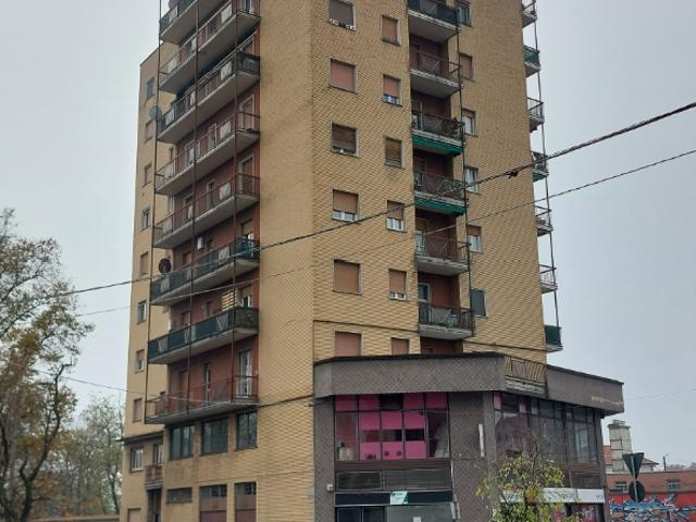 Appartamento in vendita a Limbiate, Lombardia