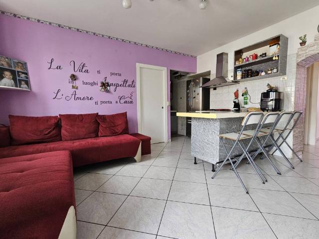 Appartamento in vendita a Villaggio del Sole, Limbiate