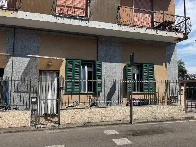 Appartamento in vendita a Limbiate, Lombardia