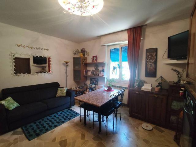 Appartamento in vendita a Limbiate, Lombardia