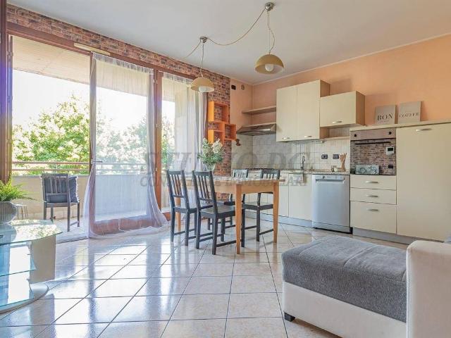 Appartamento in vendita a Limbiate, Villaggio dei Giovi