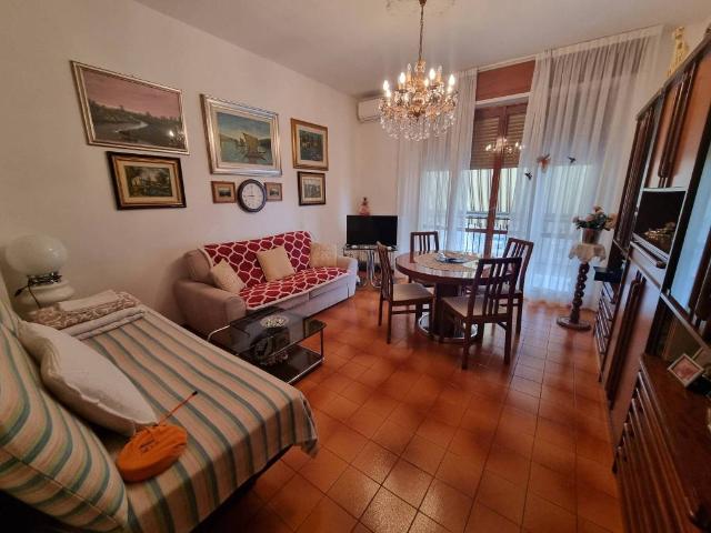 Appartamento in vendita a Limbiate, Lombardia