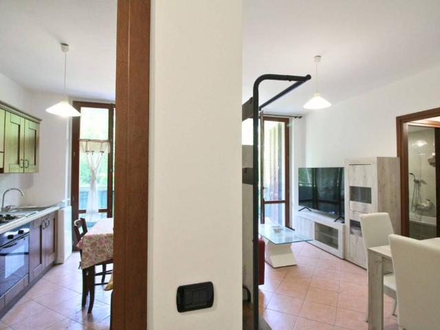 Appartamento in vendita a Limbiate, Lombardia