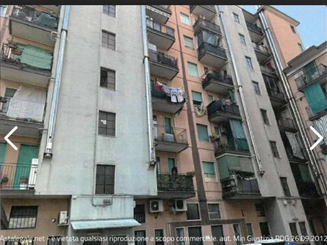 Appartamento in vendita a Limbiate, Lombardia