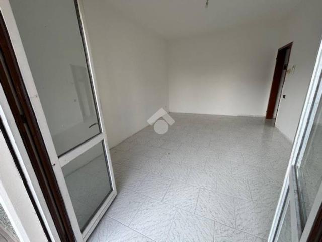 Appartamento in vendita a Limbiate, Lombardia