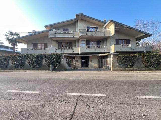 Appartamento in vendita a Villaggio del Sole, Limbiate