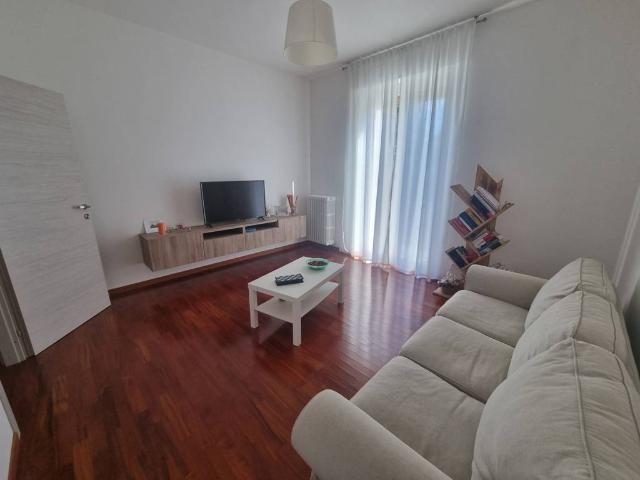 Appartamento in vendita a Villaggio del Sole, Limbiate