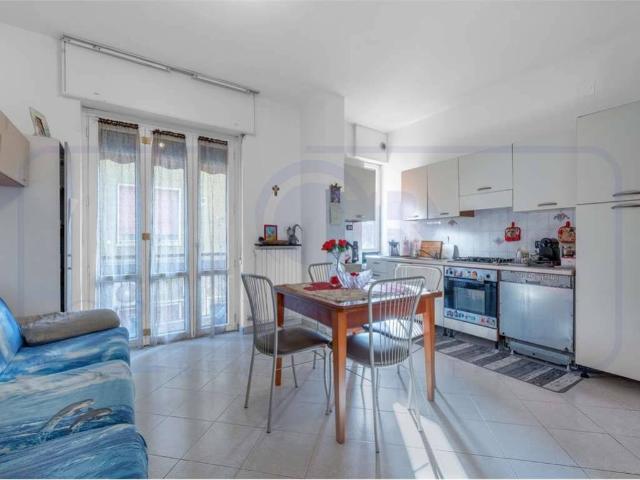 Appartamento in vendita a Limbiate, Villaggio dei Giovi