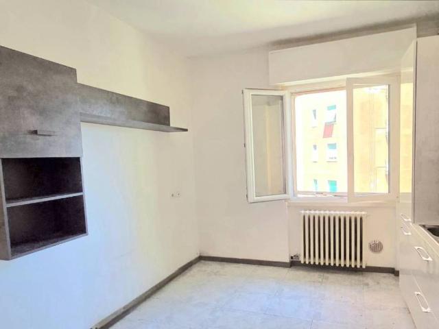Appartamento in vendita a Limbiate, Lombardia