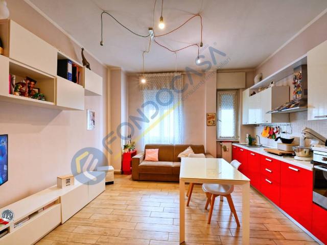 Appartamento in vendita a Limbiate, Lombardia