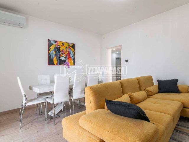 Appartamento in vendita a Limido Comasco, Lombardia