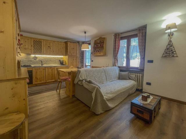 Appartamento in vendita a Casali Barat, Piemonte