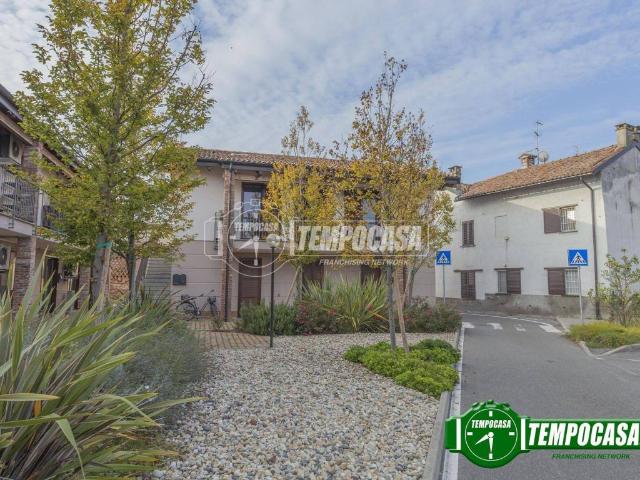 Appartamento in vendita a Linarolo, Lombardia