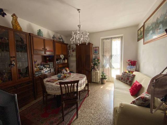 Appartamento in vendita a Linarolo, Lombardia