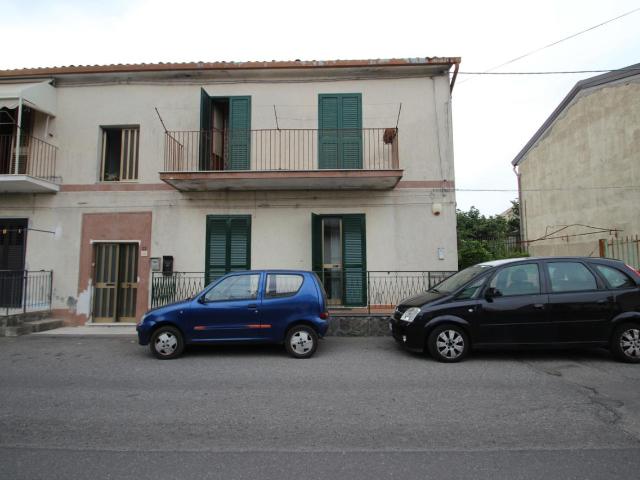 Appartamento in vendita a Linguaglossa, Catania