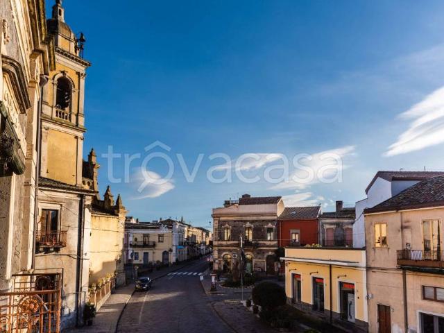 Appartamento in vendita a Linguaglossa, Catania
