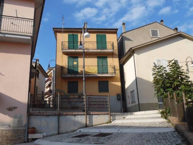 Appartamento in vendita a Lioni, Campania