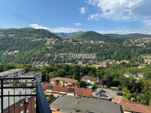 Appartamento in vendita a Lipomo, Lombardia