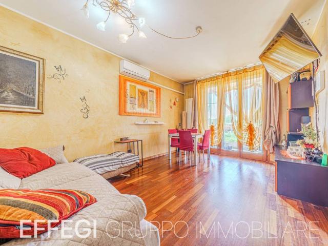Appartamento in vendita a Liscate, Lombardia