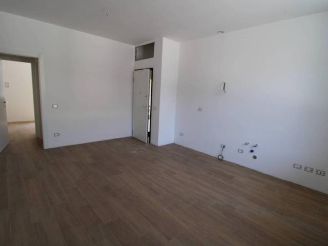 Appartamento in vendita a Lissone, Lombardia