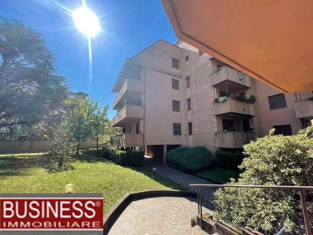 Appartamento in vendita a Lissone, Lombardia