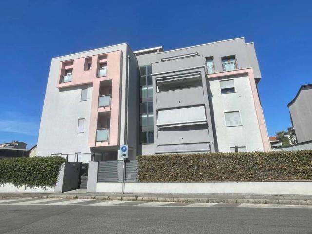 Appartamento in vendita a Lissone, Lombardia