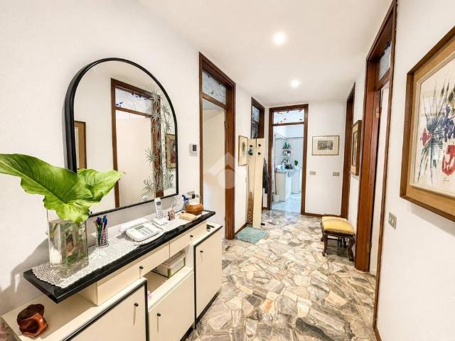 Appartamento in vendita a Bareggia, Lissone