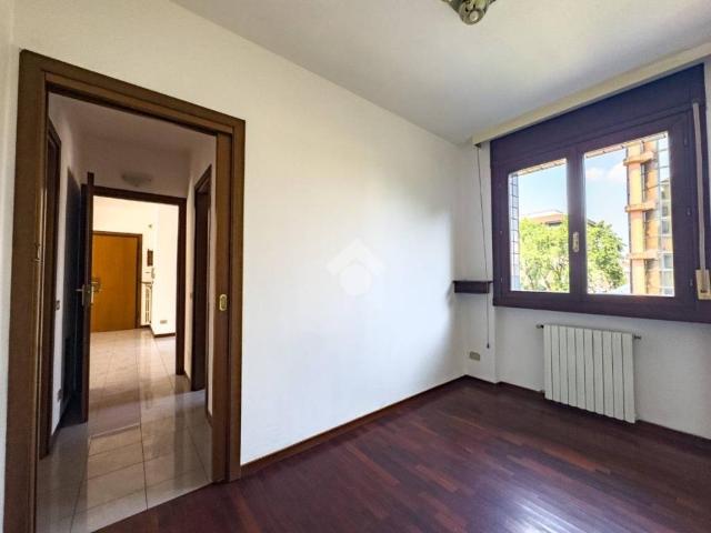 Appartamento in vendita a Lissone, Lombardia