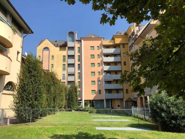 Appartamento in vendita a Lissone, Lombardia