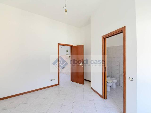 Appartamento in vendita a Lissone, Lombardia