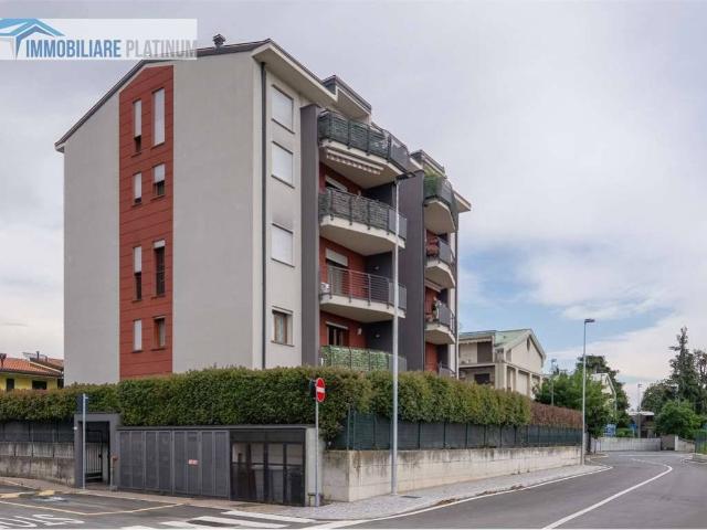 Appartamento in vendita a Lissone, Lombardia