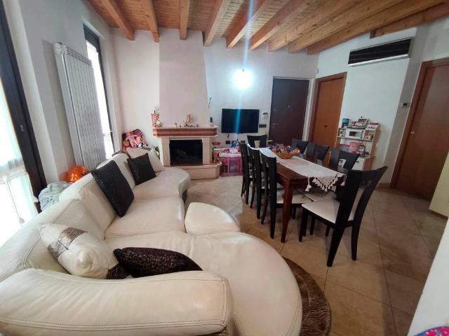 Appartamento in vendita a Lissone, Lombardia