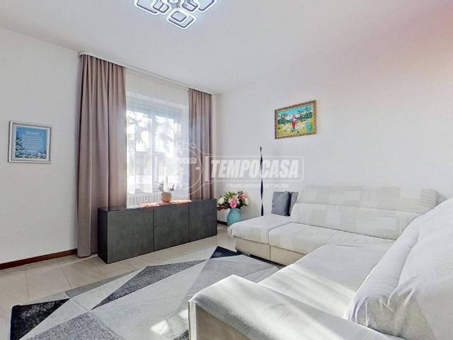 Appartamento in vendita a Lissone, Lombardia