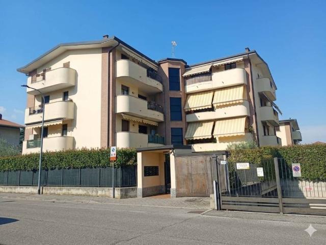 Appartamento in vendita a Lissone, Lombardia