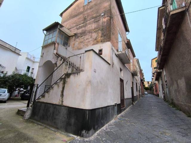 Appartamento in vendita a Liveri, Campania