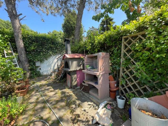 Appartamento in vendita a Montenero basso, Livorno