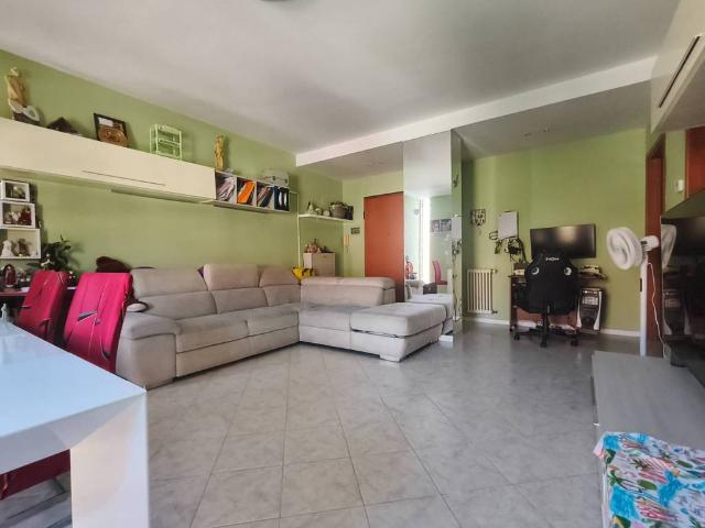 Appartamento in vendita a Scopaia, Livorno