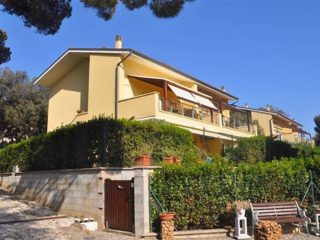 Appartamento in vendita a Quercianella, Livorno