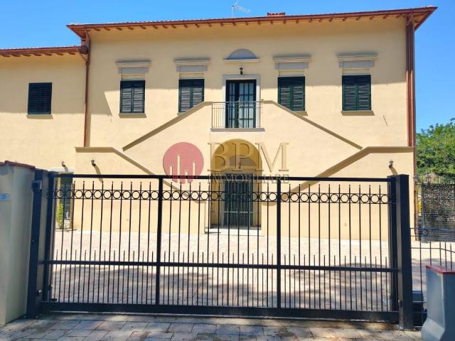 Appartamento in vendita a Pian di Rota, Livorno
