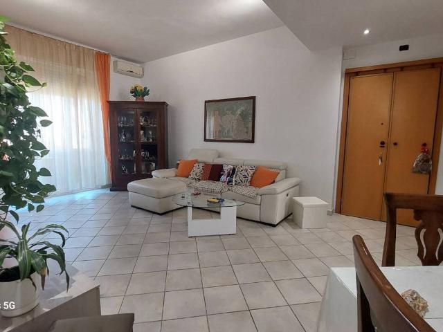 Appartamento in vendita a Livorno, Toscana