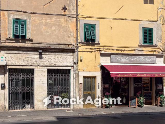 Appartamento in vendita a Garibaldi, Livorno