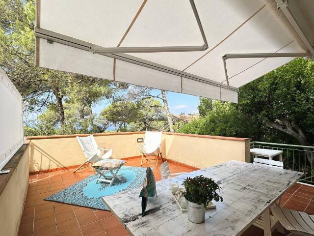 Appartamento in vendita a Quercianella, Livorno