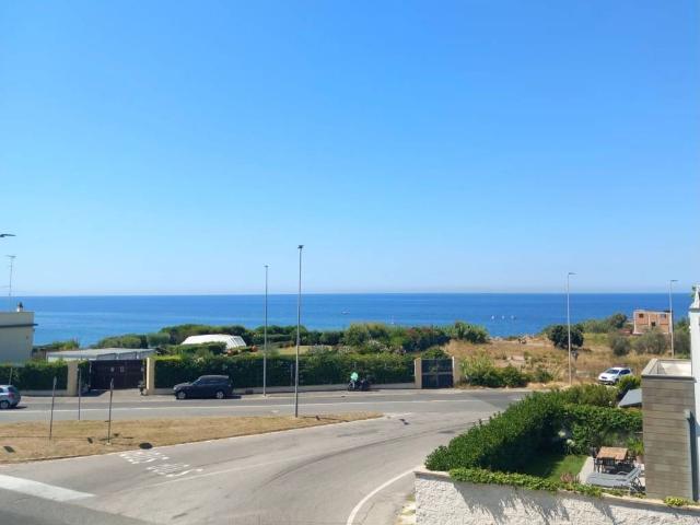 Appartamento in vendita a Antignano, Livorno