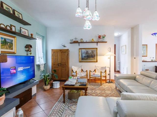 Appartamento in vendita a Castellaccio, Livorno
