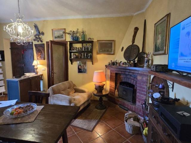 Appartamento in vendita a Colognole, Collesalvetti
