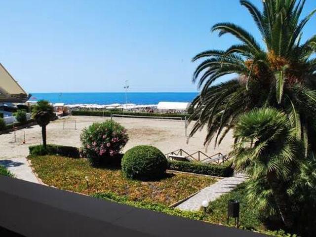 Appartamento in vendita a Quercianella, Livorno