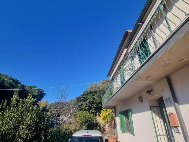 Appartamento in vendita a Quercianella, Livorno