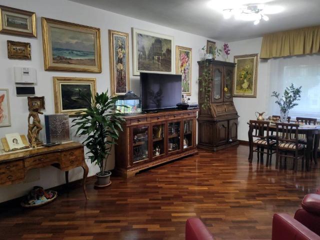 Appartamento in vendita a Livorno, Toscana