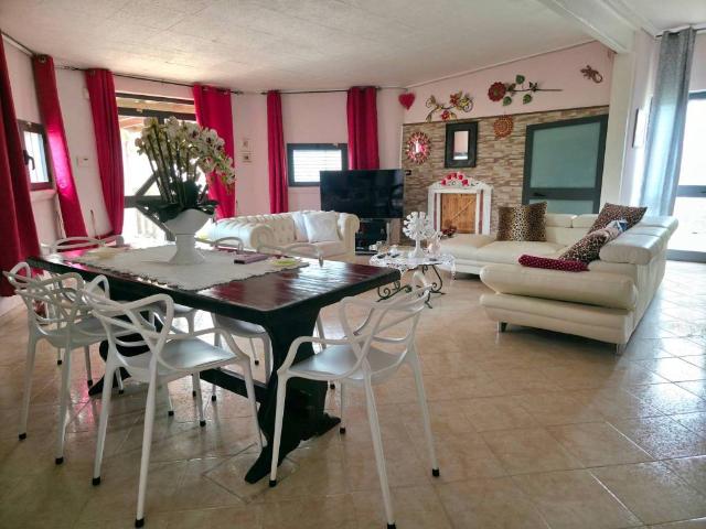 Villa Indipendente in vendita a Puglia, Lecce