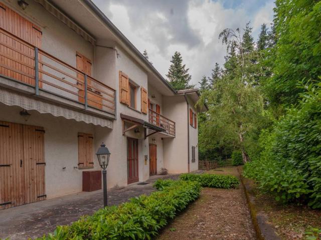 Appartamento in vendita a Unione dell'Alto Reno, Lizzano In Belvedere